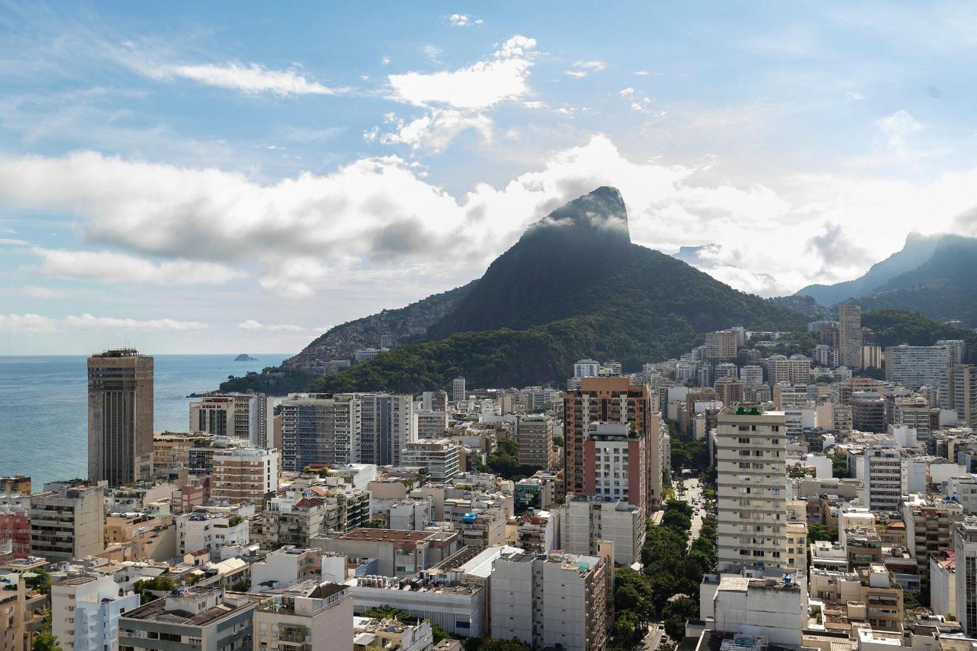 Vista Lagoa/mar Leblon Com Servicos- Por Casape * Rio de Janeiro